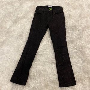 Cute black jean with glitter look